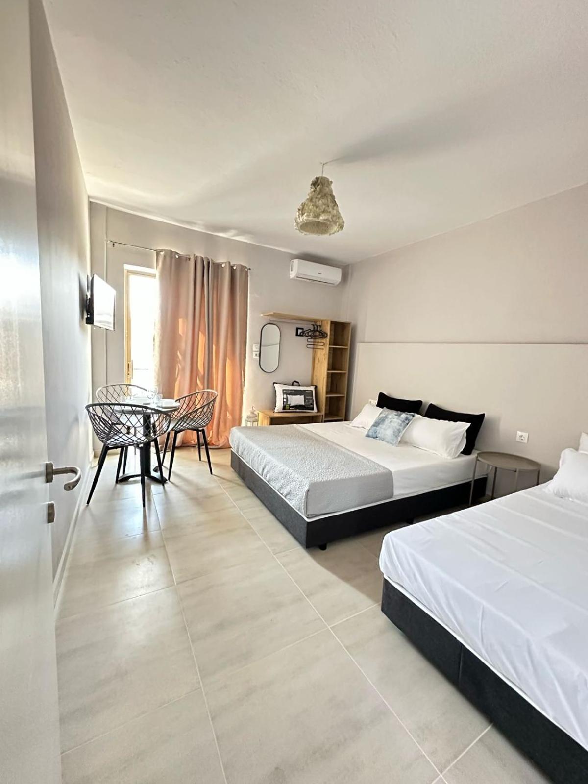 Room Nine 9 Beachfront Apartments Nea Kallikrateia Exterior photo