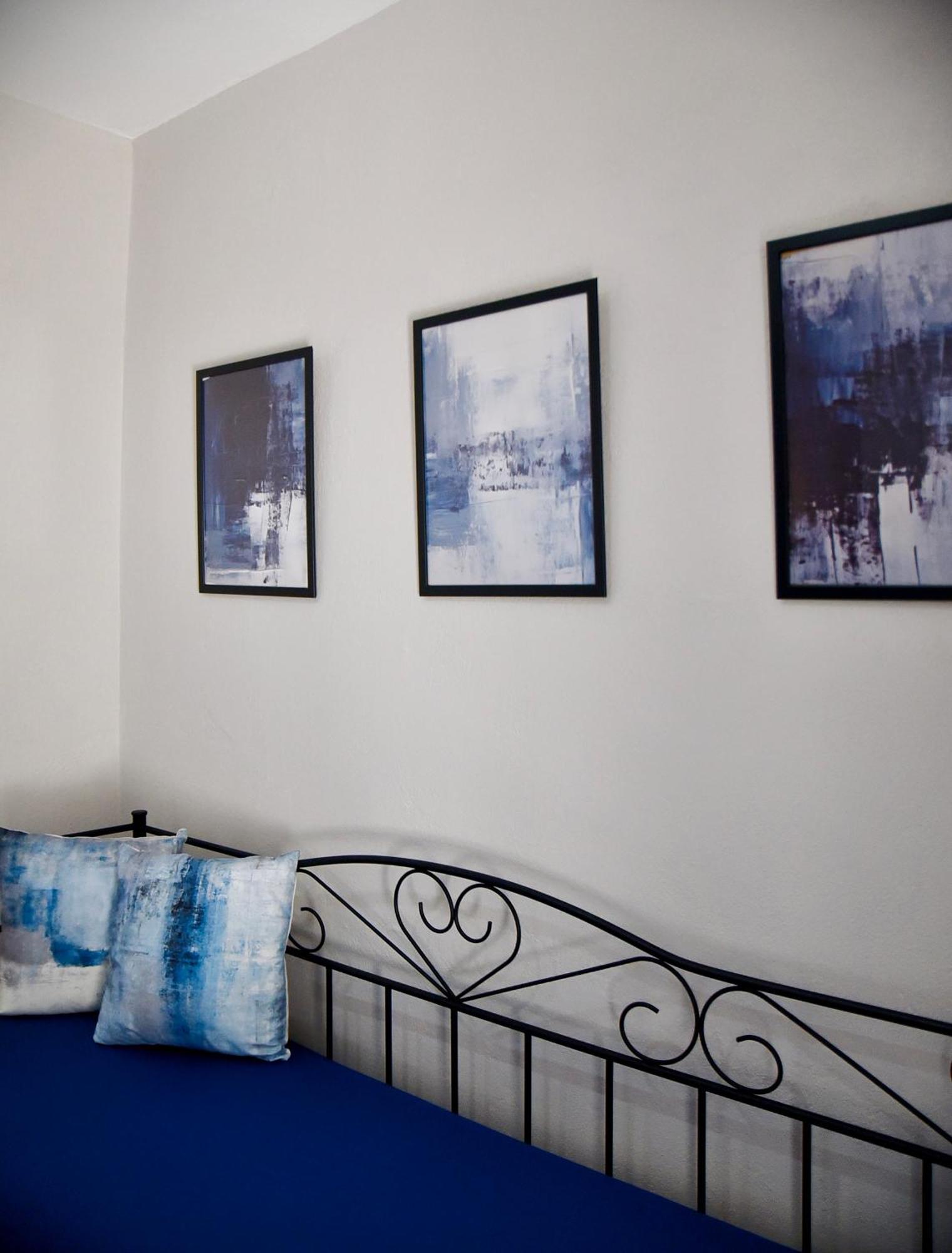 Room Nine 9 Beachfront Apartments Nea Kallikrateia Exterior photo