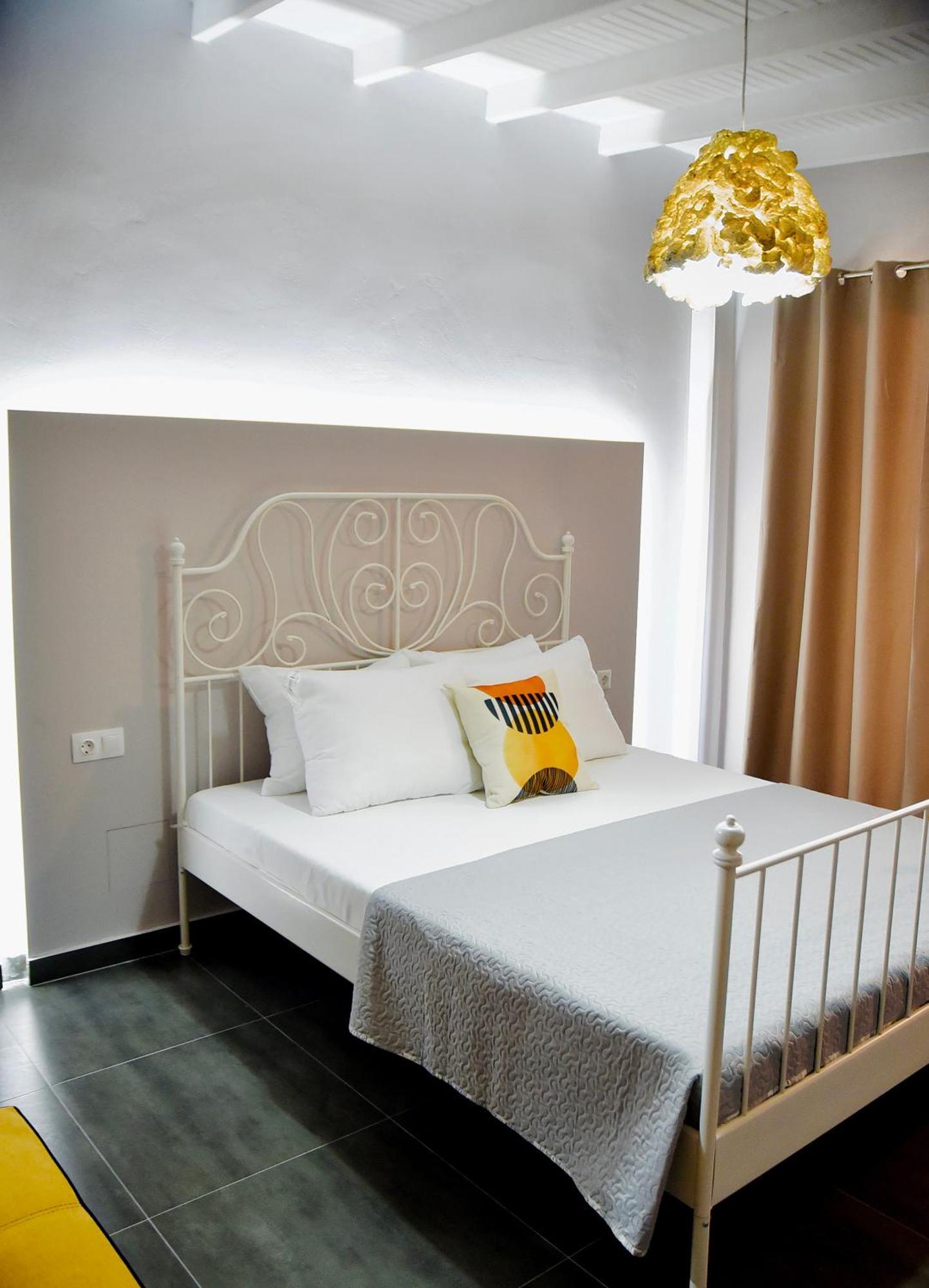 Room Nine 9 Beachfront Apartments Nea Kallikrateia Exterior photo